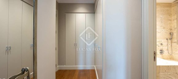 4 chambres Appartement à Eixample, Spain No. 24813 8