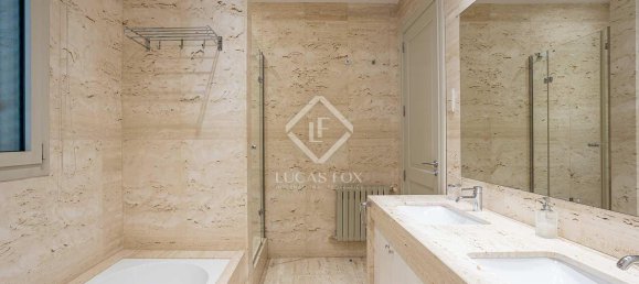 4 chambres Appartement à Eixample, Spain No. 24813 13