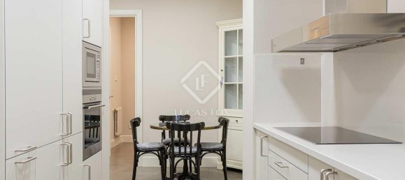 4 chambres Appartement à Eixample, Spain No. 24813 31