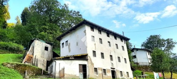 8 rooms House in Perarolo di Cadore, Italy No. 214214 17