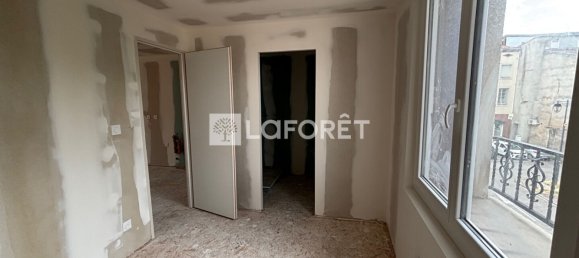 Apartamento de 3 dormitorios en Pamiers, France No. 351556 5