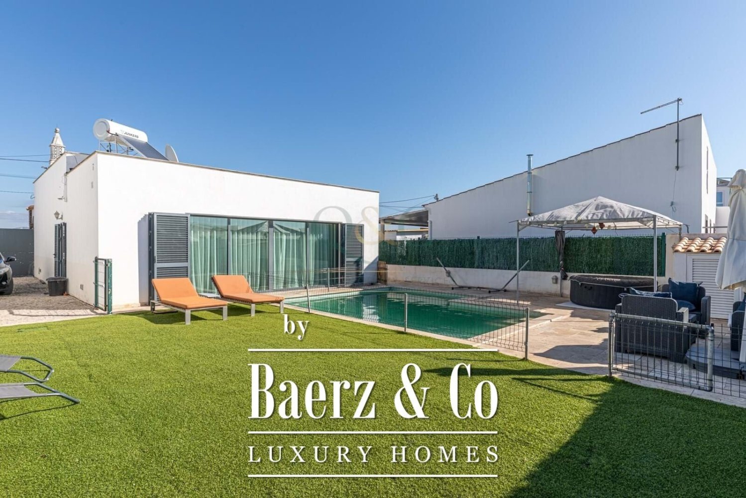 3 bedrooms Villa in Faro, Portugal No. 114562