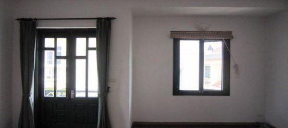 Casa de 4 dormitorios en Tay Ho, Vietnam No. 7071 10