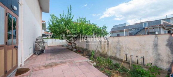 2 bedrooms Apartment in Messina, Italy No. 375908 17