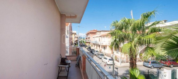 2 bedrooms Apartment in Messina, Italy No. 375908 13