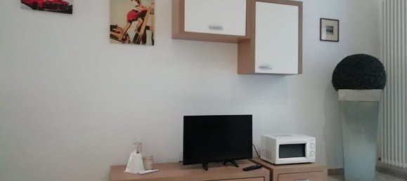 Studio in Parma, Italy No. 140631 5