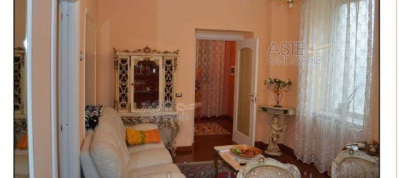 5غرفة شقة في Montorio al Vomano, Italy رقم 98324 3