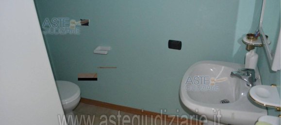 5غرفة شقة في Montorio al Vomano, Italy رقم 98324 24