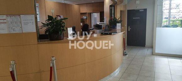 1 chambre Appartement à Courbevoie, France No. 167624 9