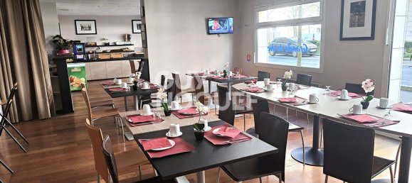 1 chambre Appartement à Courbevoie, France No. 167624 8