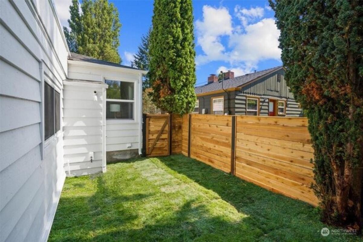 Дом с 3 спальнями в Сиэтл, США № 224518