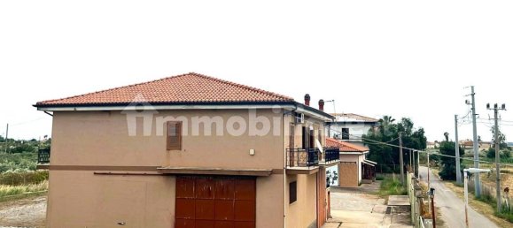 5 bedrooms Villa in Cassano all'Ionio, Italy No. 173043 4