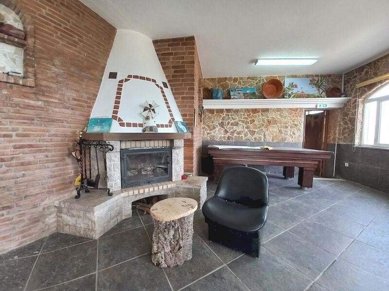 Дом с 4 спальнями в Калдаш да Раинья, Португалия № 143239