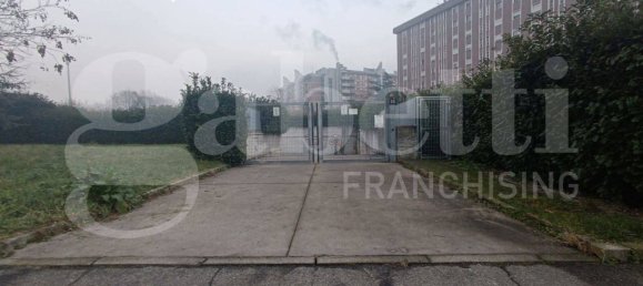 15m² Garage in Milan, Italy No. 279098 2