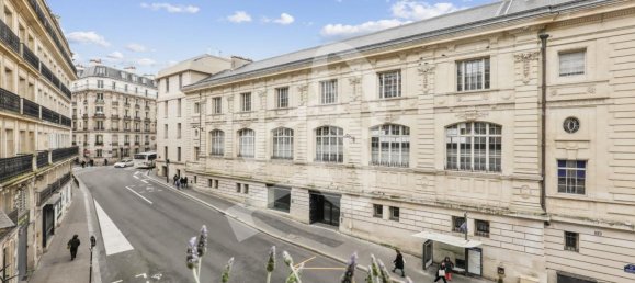 1 bedroom Apartment in Paris, France No. 344536 17