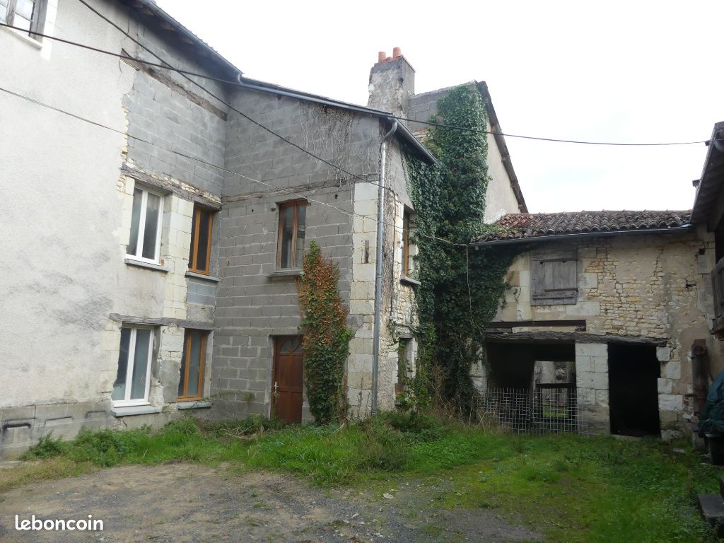 2 chambres Maison à Richelieu, France No. 84992