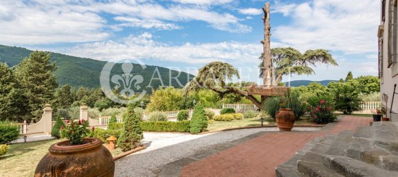 Вилла с 22 спальнями в Понтассьеве, Италия № 79707 31