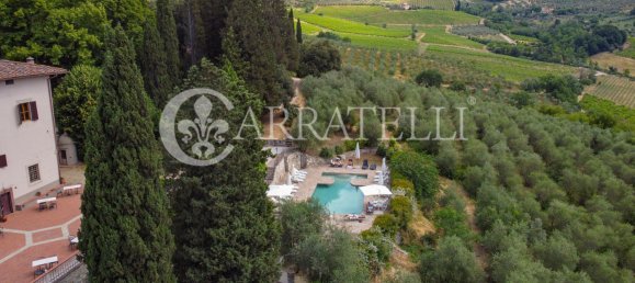 Вилла с 22 спальнями в Понтассьеве, Италия № 79707 42