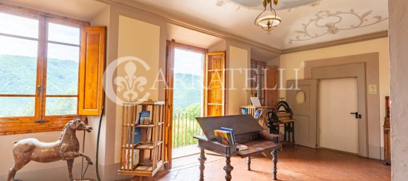 Вилла с 22 спальнями в Понтассьеве, Италия № 79707 8