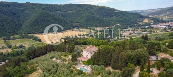 Вилла с 22 спальнями в Понтассьеве, Италия № 79707 37