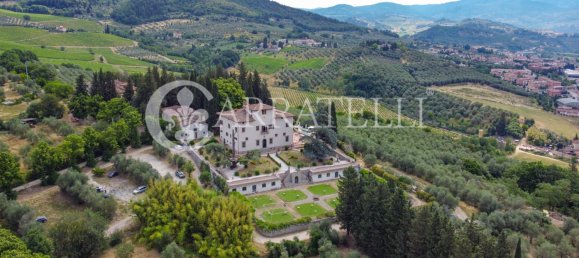 Вилла с 22 спальнями в Понтассьеве, Италия № 79707 35