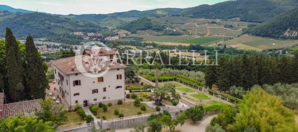 Вилла с 22 спальнями в Понтассьеве, Италия № 79707 43