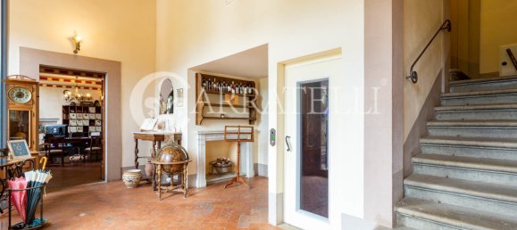 Вилла с 22 спальнями в Понтассьеве, Италия № 79707 47