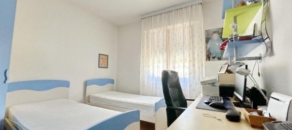 4 rooms Apartment in Gavorrano, Italy No. 232045 5