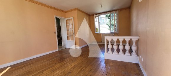 2 bedrooms House in Eaubonne, France No. 352698 3