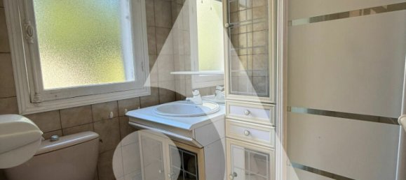 2 bedrooms House in Eaubonne, France No. 352698 8