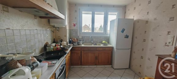 2 bedrooms Apartment in Sainte-Savine, France No. 300530 2