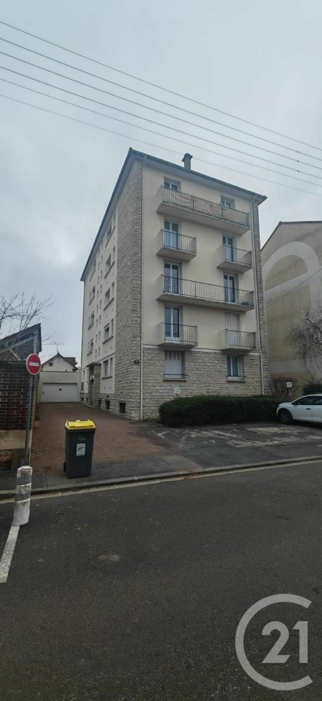 2 bedrooms Apartment in Sainte-Savine, France No. 300530