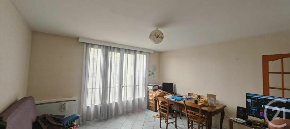 2 bedrooms Apartment in Sainte-Savine, France No. 300530 5