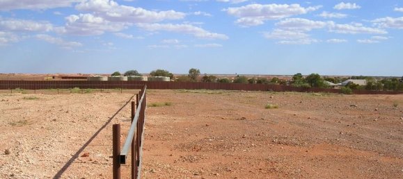 1975m² Land in Coober Pedy, Australia No. 913 6