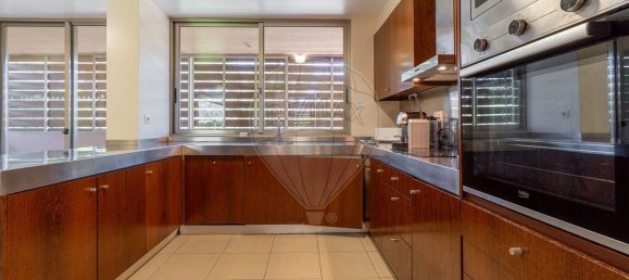 Casa de 4 dormitorios en Guia, Portugal No. 156811 45