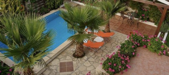 2 chambres Propriété commerciale à Heraklion, Greece No. 8888 2