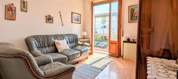 6 rooms Villa in Carrara, Italy No. 45692 17