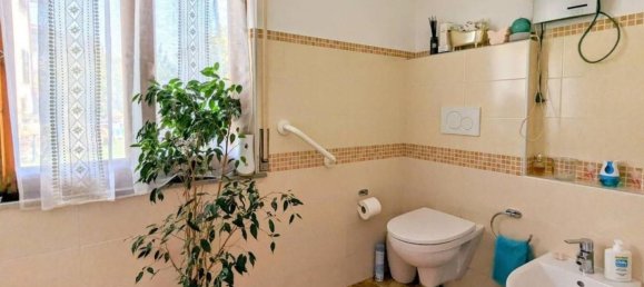 6 rooms Villa in Carrara, Italy No. 45692 24