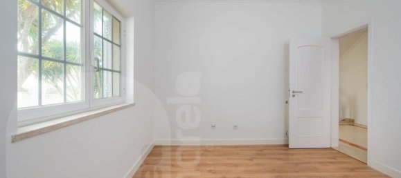 4 bedrooms House in Corroios, Portugal No. 89648 5