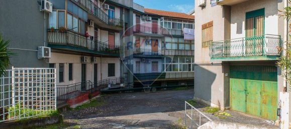 2 bedrooms Apartment in Mascalucia, Italy No. 123509 6