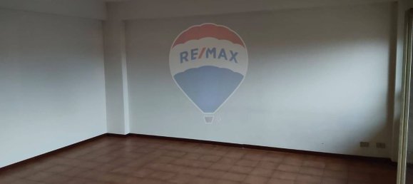 5 rooms Apartment in Giarre, Italy No. 266279 7