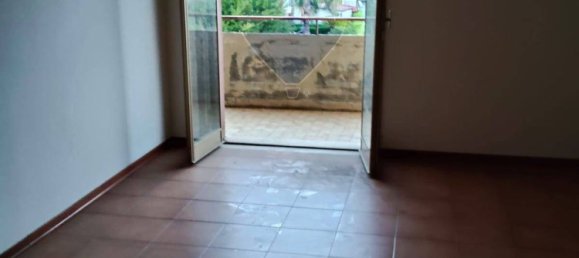 5 rooms Apartment in Giarre, Italy No. 266279 18