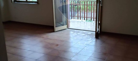 5 rooms Apartment in Giarre, Italy No. 266279 16