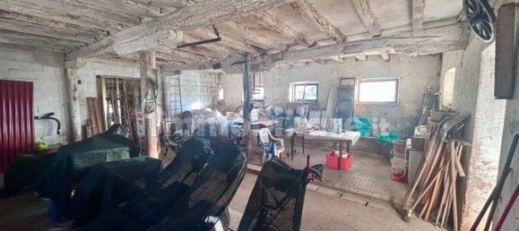 238m² Warehouse in Santa Lucia di Piave, Italy No. 171539 5