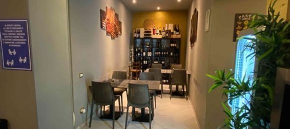 144m² Commercial property in Pisa, Italy No. 346291 2