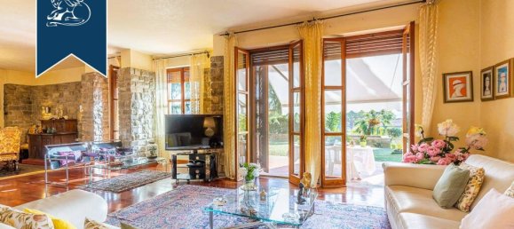 6 bedrooms Villa in Florence, Italy No. 381087 20
