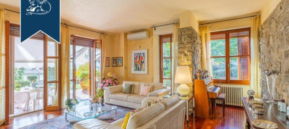 6 bedrooms Villa in Florence, Italy No. 381087 21