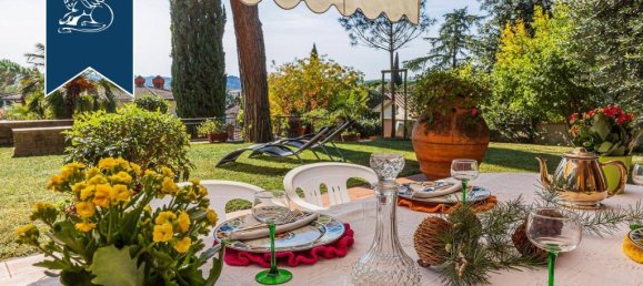 6 bedrooms Villa in Florence, Italy No. 381087 13
