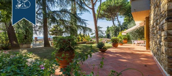 6 bedrooms Villa in Florence, Italy No. 381087 15