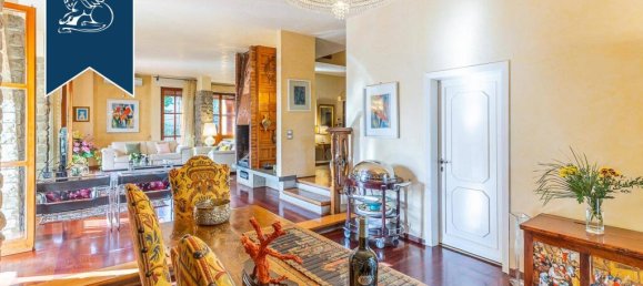 6 bedrooms Villa in Florence, Italy No. 381087 25